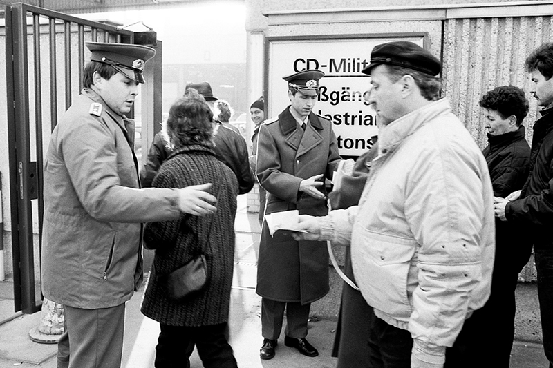 The Fall of the Berlin Wall : 1989  : Personal Photo Projects :  Richard Moore Photography : Photographer : 